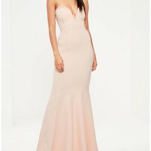 Nude Sweetheart neckline maxi dress
